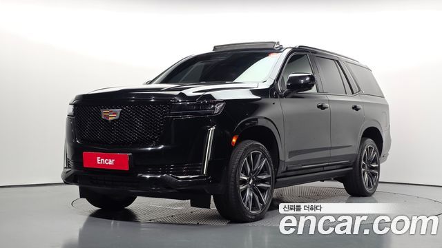 Cadillac Escalade 5-го поколения 6.2 Sports Platinum - фото 0