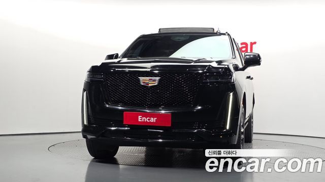 Cadillac Escalade 5-го поколения 6.2 Sports Platinum - фото 2