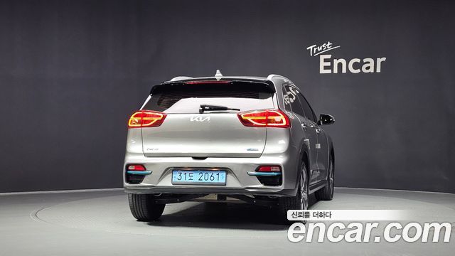 Kia Niro EV Prestige - фото 3