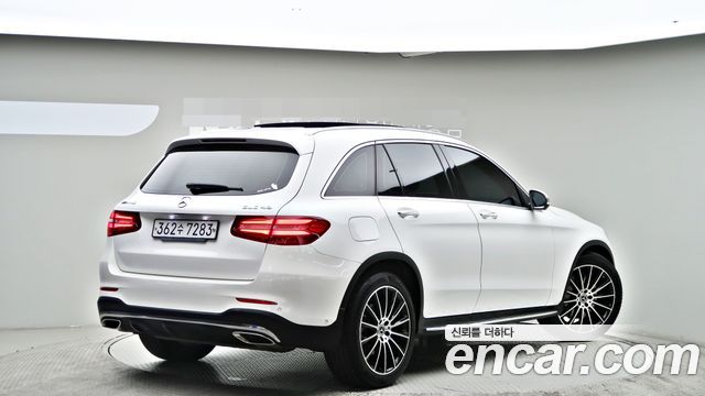 Mercedes-Benz GLC-Class X253 GLC300 4MATIC AMG Line - фото 1