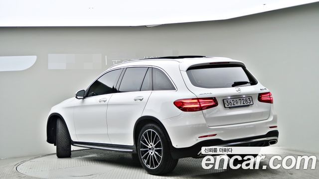 Mercedes-Benz GLC-Class X253 GLC300 4MATIC AMG Line - фото 3