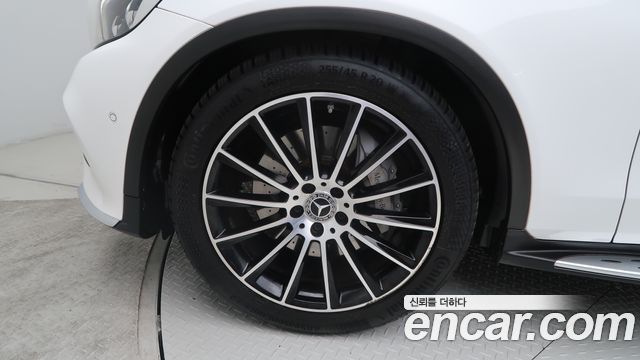 Mercedes-Benz GLC-Class X253 GLC300 4MATIC AMG Line - фото 4