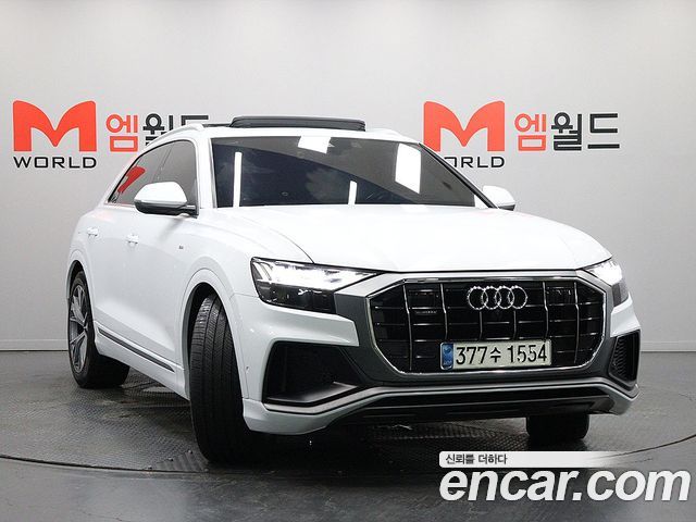Audi Q8 50 TDI Quattro Premium - фото 1