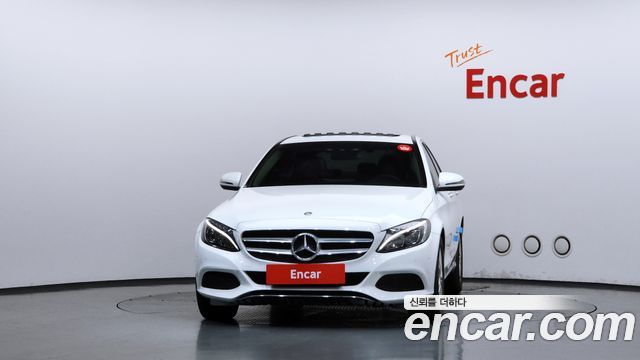 Mercedes-Benz C-Class W205 C220 d 4MATIC - фото 2