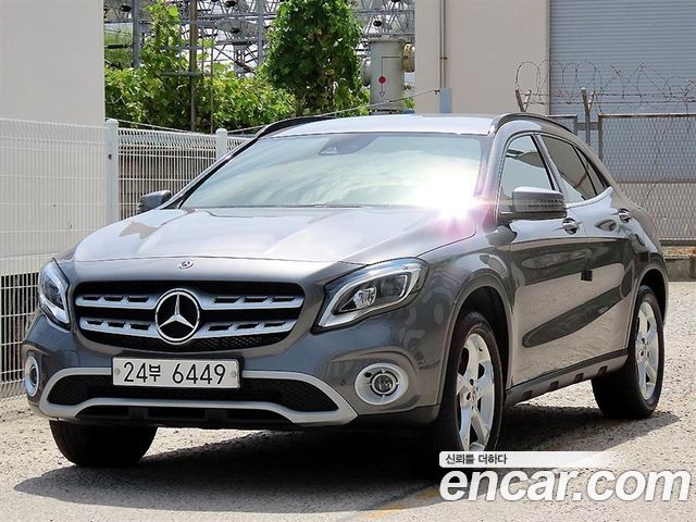Mercedes-Benz GLA-Class X156 GLA220 - фото 0