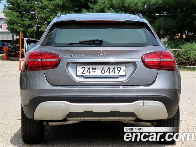 Mercedes-Benz GLA-Class X156 GLA220 - фото 2