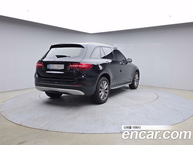 Mercedes-Benz GLC-Class X253 GLC350e 4MATIC Premium - фото 1