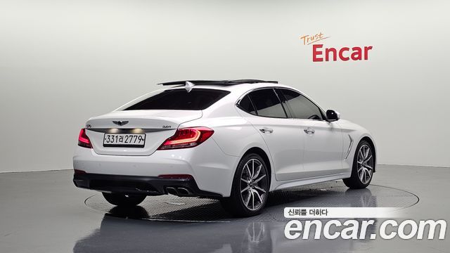 Genesis G70 2.0T Elite - фото 1