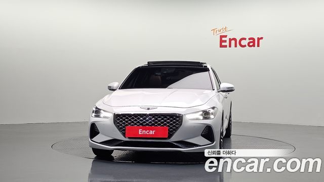 Genesis G70 2.0T Elite - фото 2