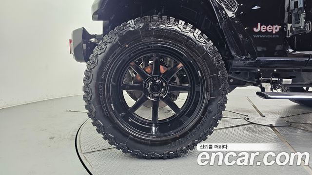 Jeep Wrangler JL 2.0 Rubicon 2Door - фото 4