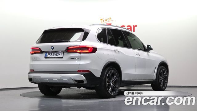 BMW X5 G05 xDrive 30d xLine - фото 0
