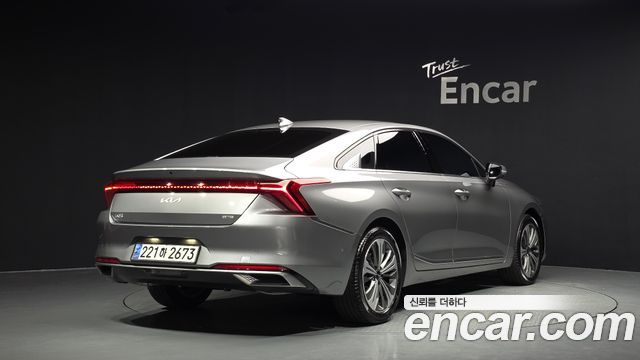 Kia K8 гибрид Signature Special - фото 1