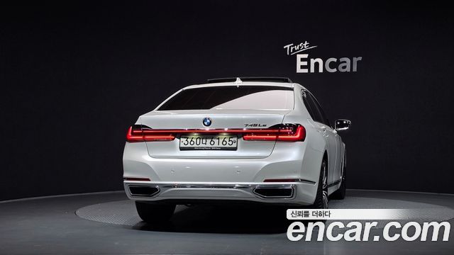 BMW 7 Series G11 745Le iPerformance Design Pure Excellence - фото 3