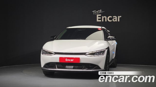 Kia EV6 Long Range Light - фото 2