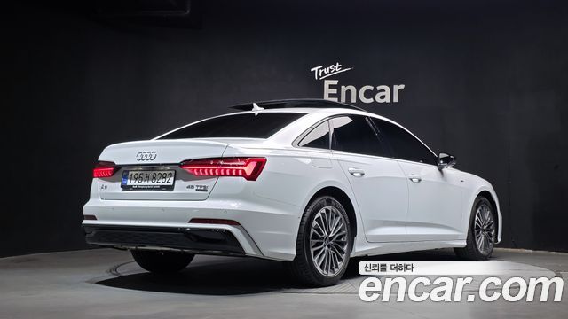 Audi A6 C8 45 TFSI Quattro Premium - фото 1