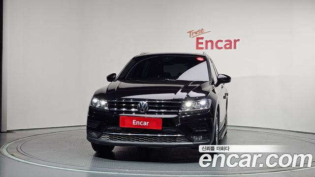 Volkswagen Tiguan 2-го поколения 2.0 TDI Premium - фото 2
