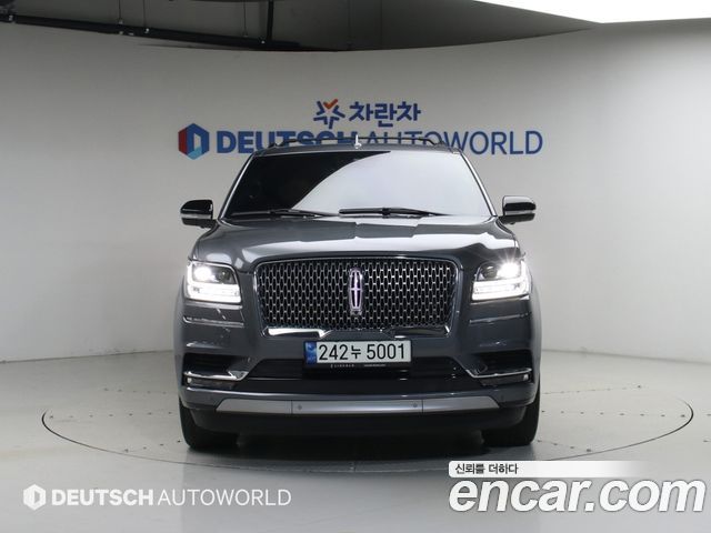Lincoln Navigator 4-го поколения 3.5L - фото 2