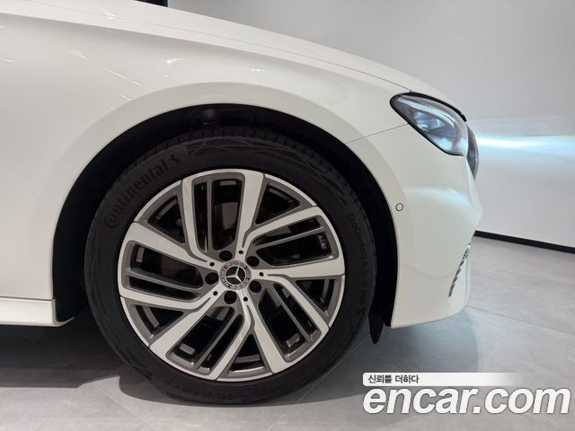Mercedes-Benz E-Class W214 E220d 4MATIC Exclusive - фото 4