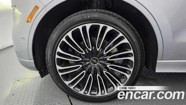 Lincoln Aviator 2-го поколения 3.0 Black Label AWD - фото 4