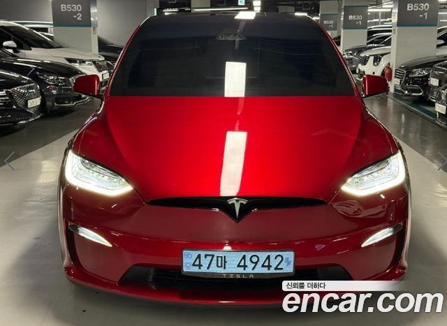 Tesla Model X AWD - фото 1
