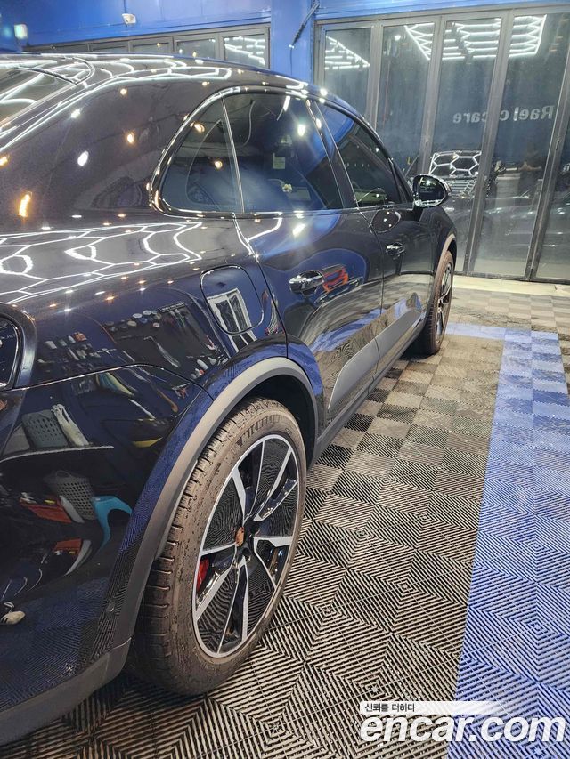 Porsche Macan EV 4S - фото 3