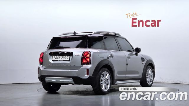 Mini Countryman Classic Plus Launch Pack 2nd Gen - фото 1