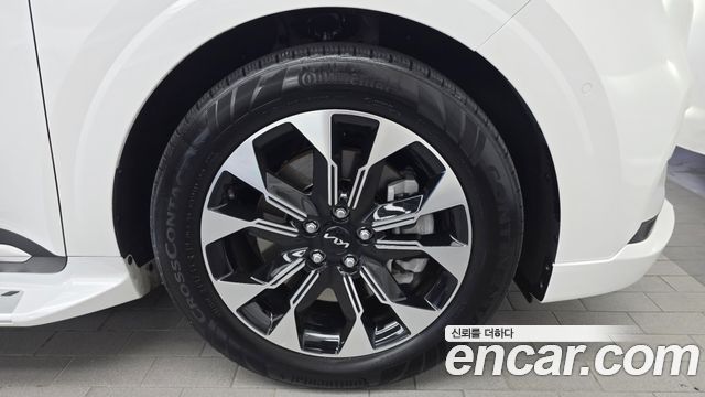 Kia Carnival 4-го поколения Gasoline 9-Seater Hi-Limousine Signature - фото 4