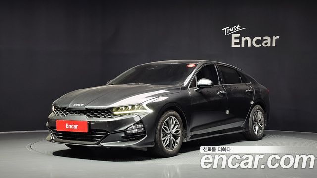 Kia K5 3-го поколения 2.0 Prestige - фото 0
