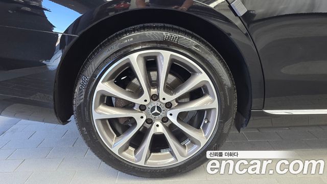 Mercedes-Benz E-Class W213 E300 4MATIC Avnatgarde - фото 4