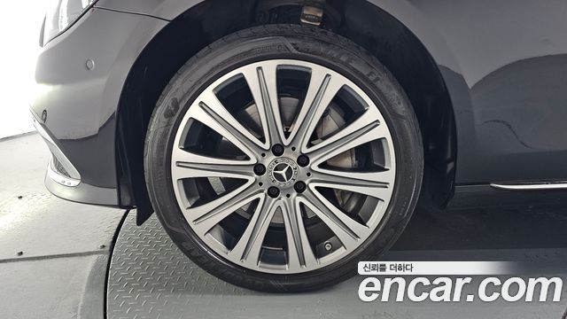Mercedes-Benz E-Class W213 E350 4MATIC Exclusive - фото 3