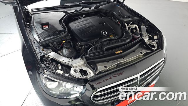 Mercedes-Benz E-Class W213 E350 4MATIC Exclusive - фото 4