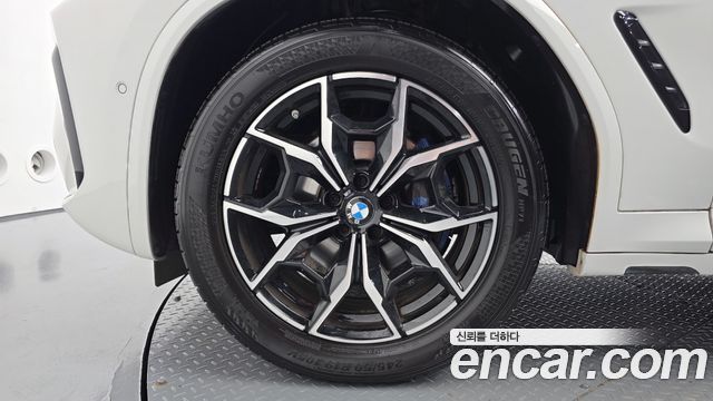 BMW X4 G02 xDrive20i M Sport - фото 4