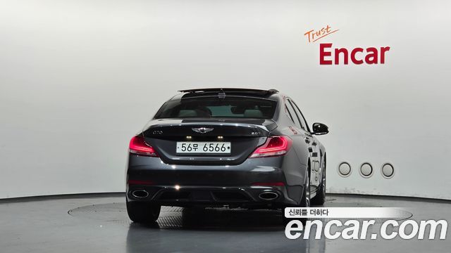 Genesis G70 2.0T Sport Package - фото 3
