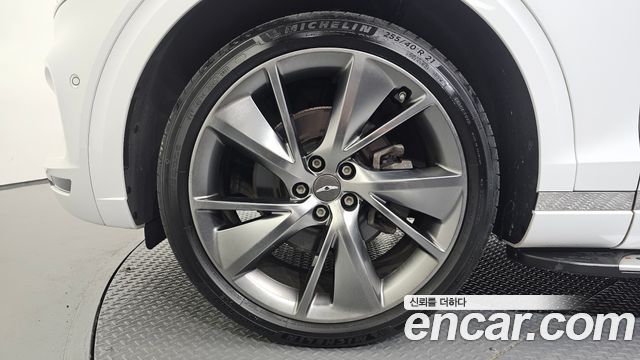 Genesis GV70 2.5T Gasoline AWD - фото 4