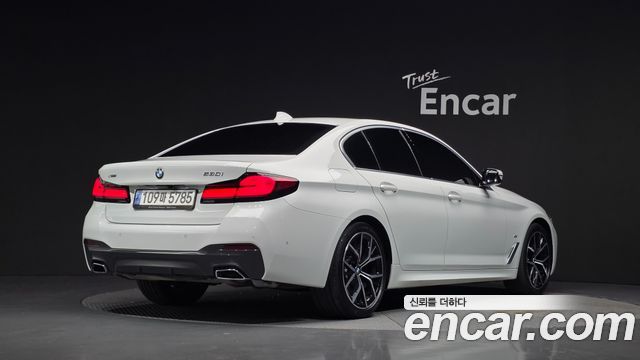 BMW 5 Series G30 530i xDrive M Sport Package - фото 1