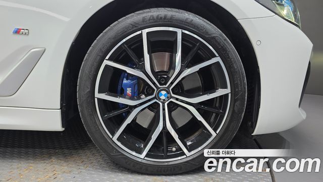 BMW 5 Series G30 530i xDrive M Sport Package - фото 4