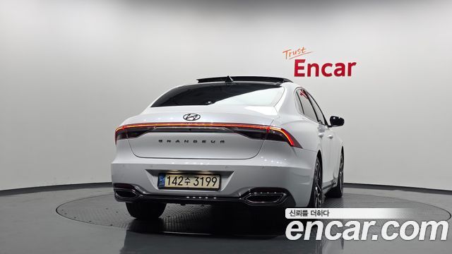 Hyundai Grandeur New IG 3.0 LPi Rent Car Premium - фото 3