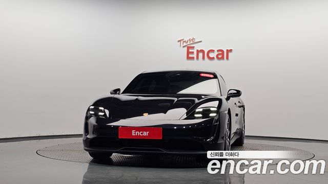 Porsche Taycan 4S - фото 1