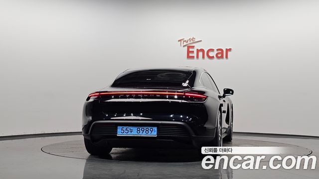 Porsche Taycan 4S - фото 2