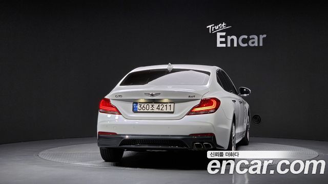 Genesis G70 2.0T Elite - фото 3