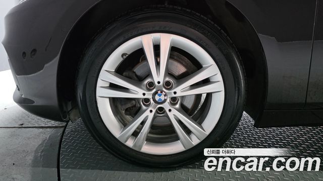 BMW 2 Series Active Tourer F45 Joy - фото 3