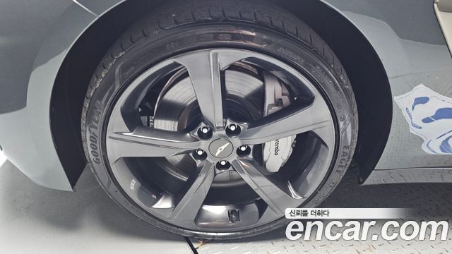 Genesis G70 3.3T Sport AWD Prestige - фото 4