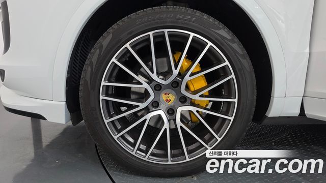 Porsche Cayenne PO536 3.0 - фото 4
