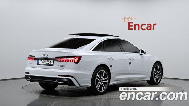Audi A6 C8 45 TFSI Quattro Premium - фото 1