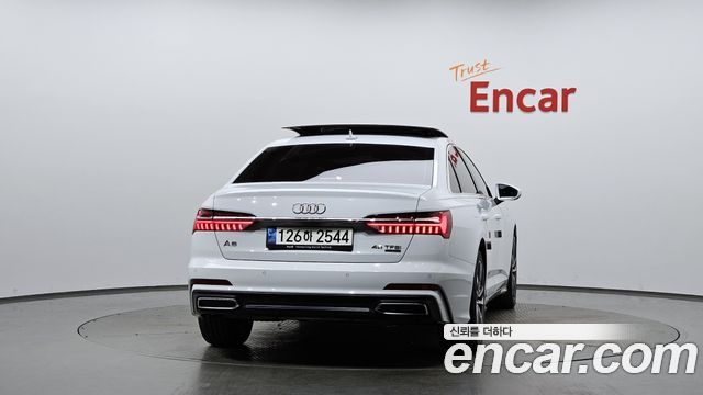 Audi A6 C8 45 TFSI Quattro Premium - фото 3