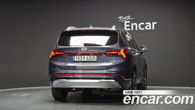 Hyundai Santafe New Diesel 2.2 2WD Calligraphy - фото 3