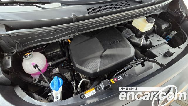 Hyundai Staria Cargo 3-Seater Modern - фото 4