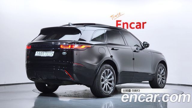 Land Rover Range Rover Velar 2.0 D240 R-Dynamic SE - фото 1