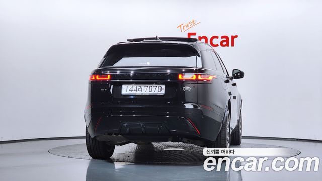 Land Rover Range Rover Velar 2.0 D240 R-Dynamic SE - фото 3