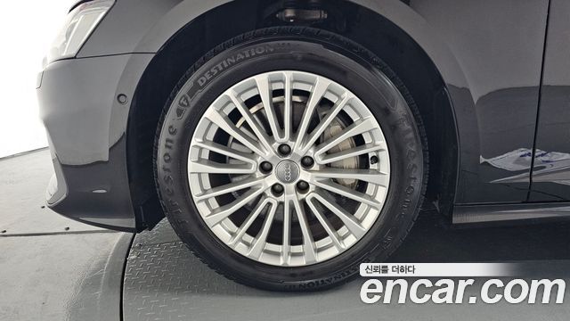 Audi A6 C8 45 TFSI Premium - фото 3